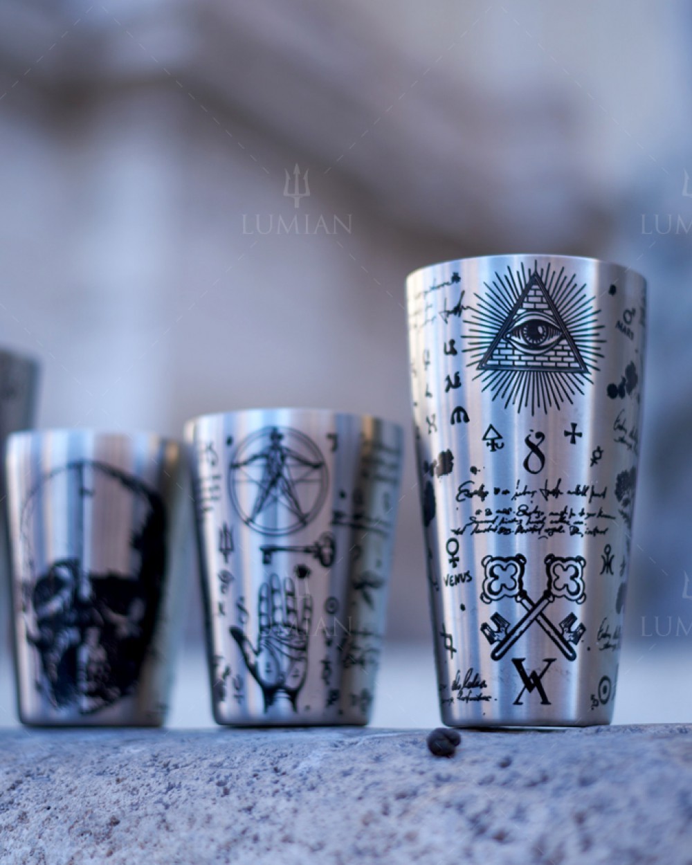 Shaker Boston Alchemy Yokai Lumian gravé, 28 et 18 oz – Image 3