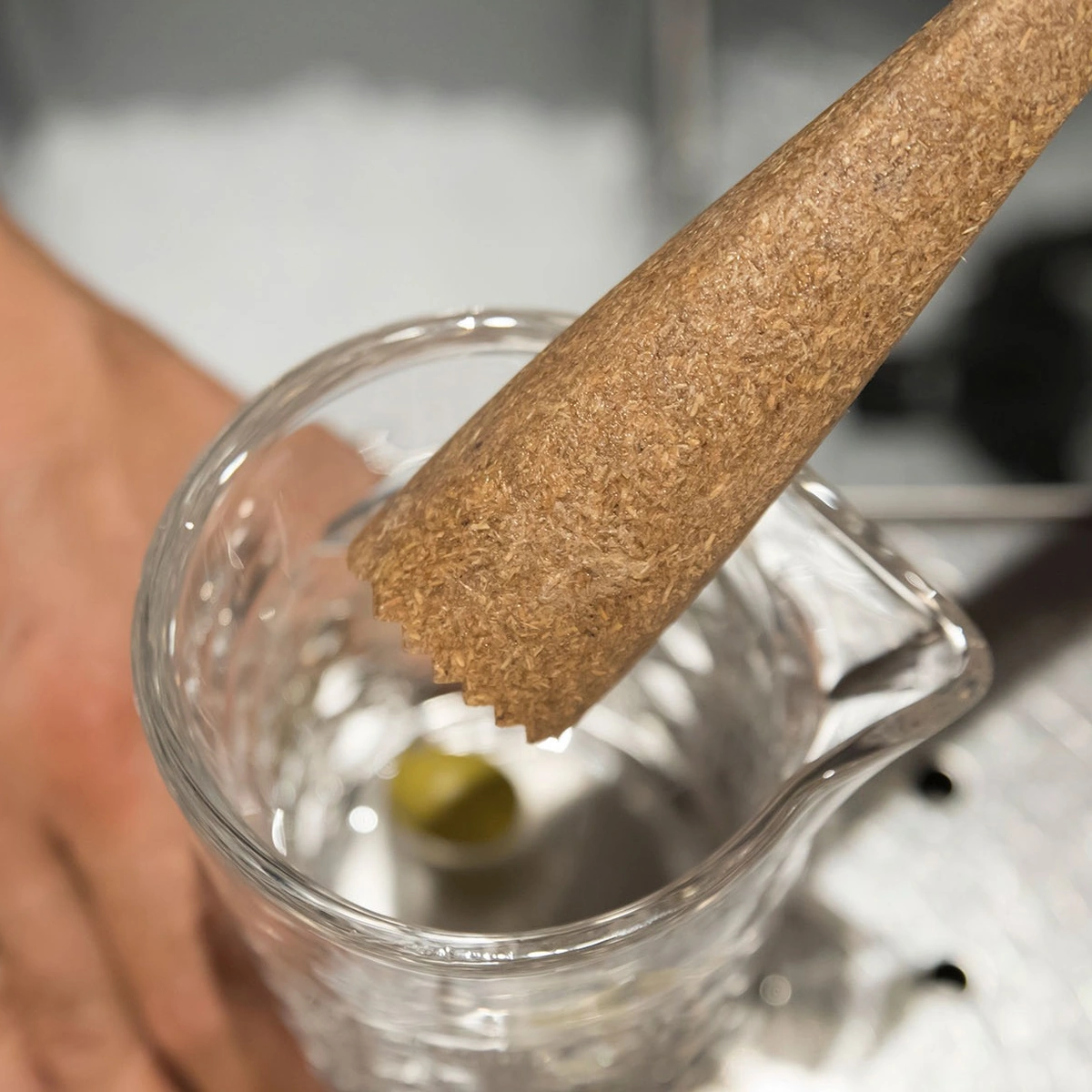 Pilon à cocktail en éco-bois 21 cm, tête crantée