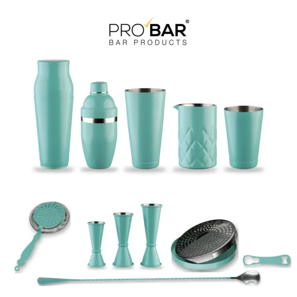 kit mixologie Tiffany The Bars : les 12 pièces sur le plan de travail