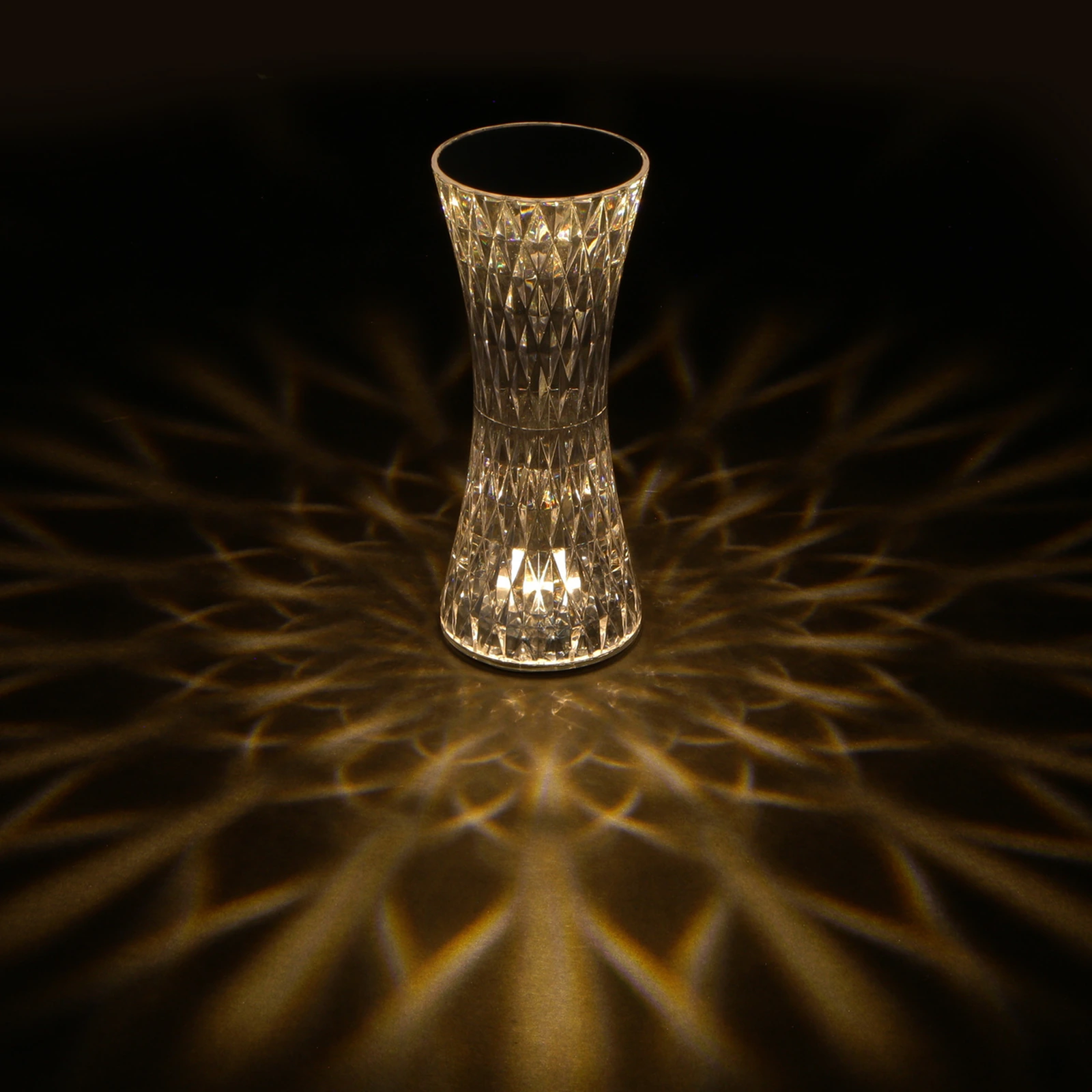 lampe de table LED Reflex transparente, vendue à l'unité avec son câble micro USB